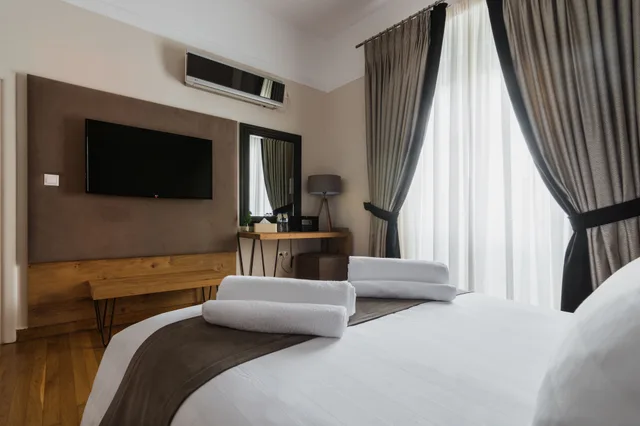 Elegant, Residence, 2 Queen and Twin Beds, Acropolis View, Sofa، Athens Exclusive Residence 4/7