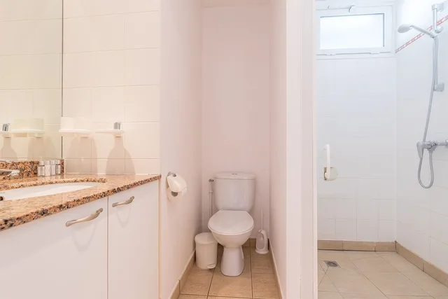 4 Rooms, Villa, 2 Queen and Twin Beds, Sofa، Villas Eurogroup La Prade 5/8