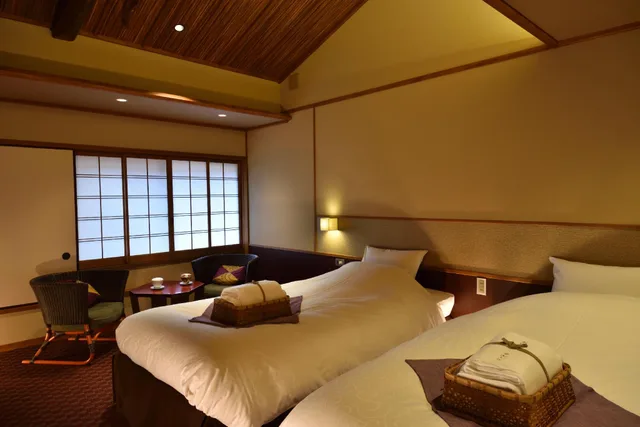 Japanese, Style, Modern, Triple, Twin Beds، Kyokoyado Yasaka Yutone 1/1