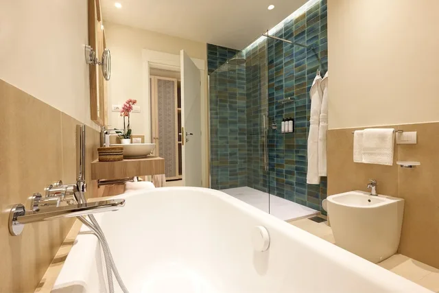 Junior Suite, King Bed, Sofa, Bay Side، Almar Timi Ama Resort and Spa 4/4