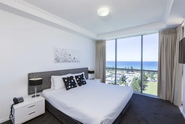 شقة بسرير كوين وسريرين منفصلين بإطلالة على البحر بغرفتي نوم، Ocean Pacific Resort 8/10