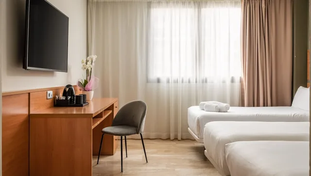 غرفة ثلاثية بثلاثة أسرّة، Sb Express Tarragona Hotel 6/10