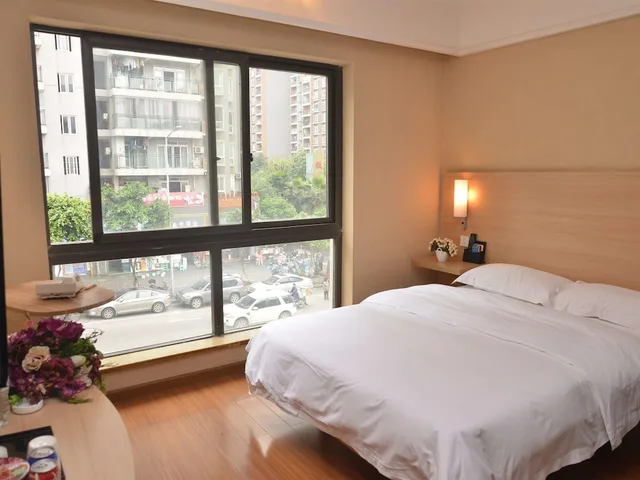 Yibis Hotel (Chongqing Ranjiaba Subway Station)، تشونغتشينغ 5/23