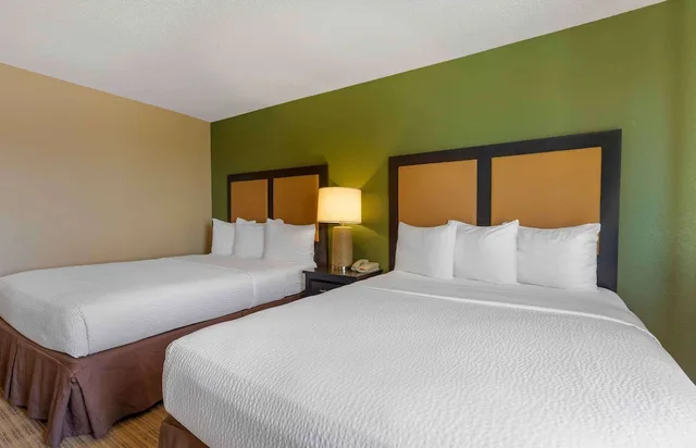 Room, 2 Double Beds, Kitchen, Studio 6 Extended Stay South Bend Mishawaka South IN 2/10