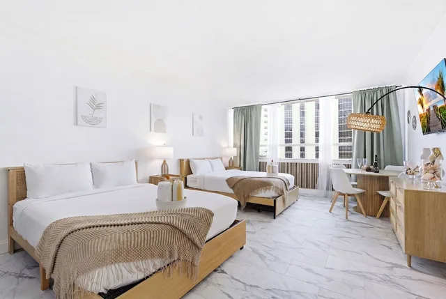 City, Quadruple, Double Bed, Sofa، Girasole Apartments 3/10