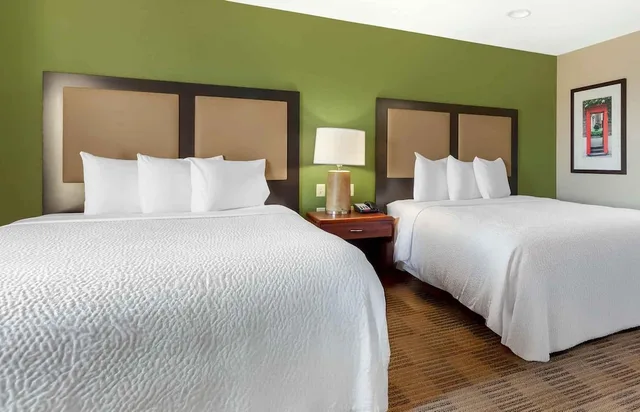 استوديو ديلوكس بسريرين مزدوجين مع أريكة، Extended Stay America - Atlanta - Alpharetta-Northpoint-West 4/8