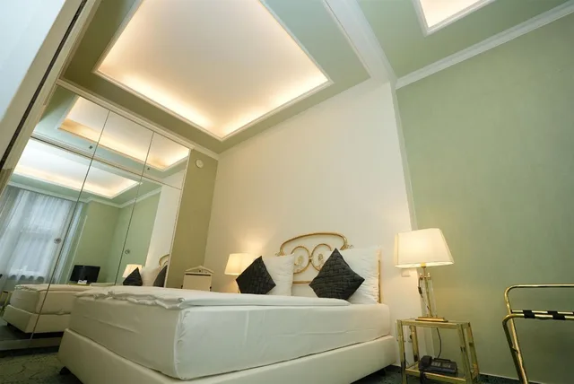 Suite, King Bed, Hotel Palmenhof 4/9