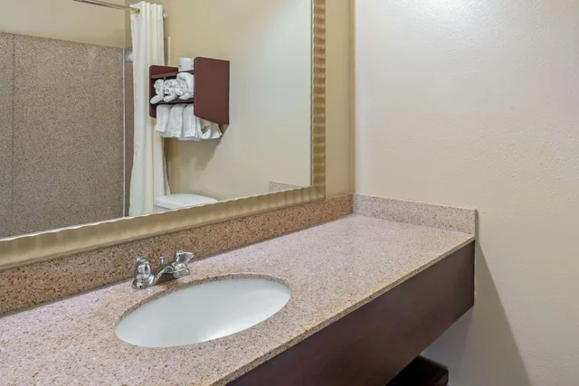غرفة بسريرين كوين، La Quinta Inn & Suites by Wyndham Houma 7/8