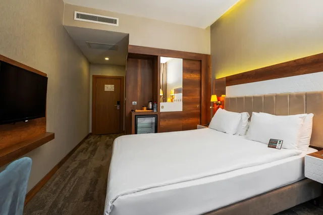 غرفة عائلية رباعية بغرفتي نوم للمدخنين، Vespia Hotel 1/8
