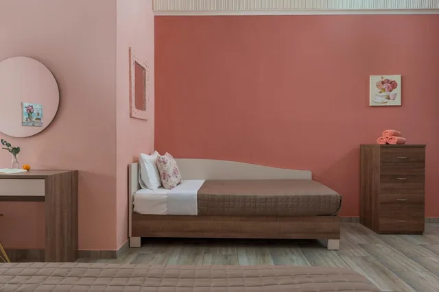 غرفة فاخرة رباعية، Ouzas Hotel 5/10