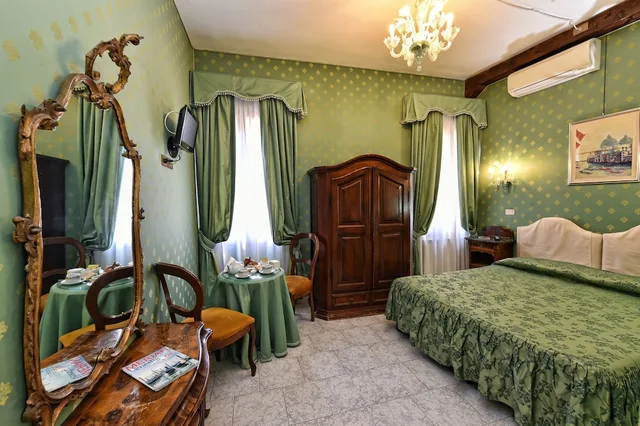 غرفة قياسية بسرير كوين، Villa Rosa 9/10