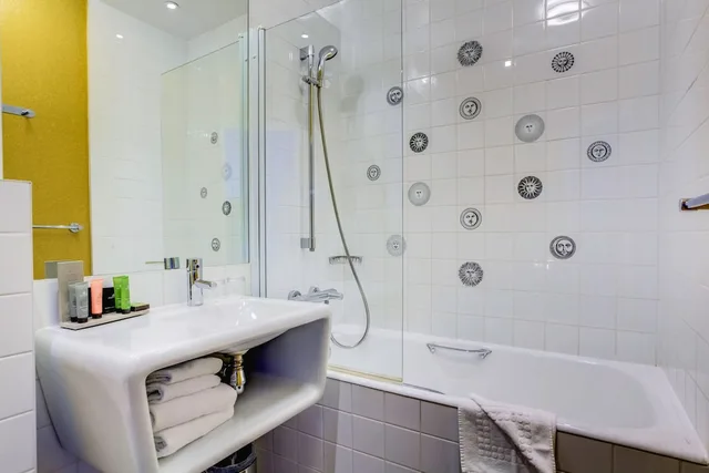 غرفة عائلية بغرفتين، Joyce Hotel Astotel 4/5