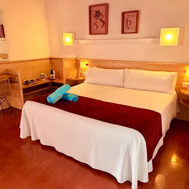 Plus, Double Bed، Xaine Park 3/8