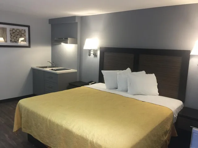 استوديو بسرير كينج، Hillside Motel Glen Mills 3/9
