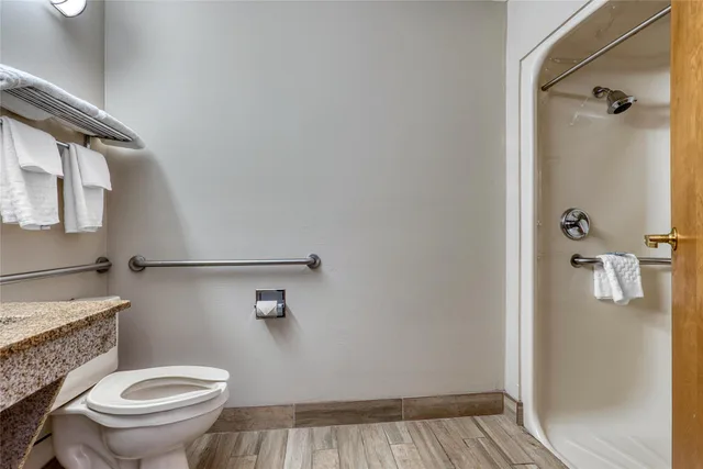 غرفة بسرير كينج لذوي الإعاقة، Best Western Executive Inn & Suites 5/6