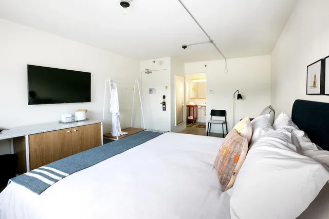 غرفة ديلوكس بسرير كينج، Trumbull and Porter hotel 1/6
