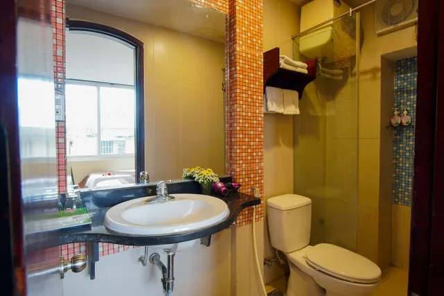 غرفة قياسية بسرير مزدوج، DMZ Hotel 8/8