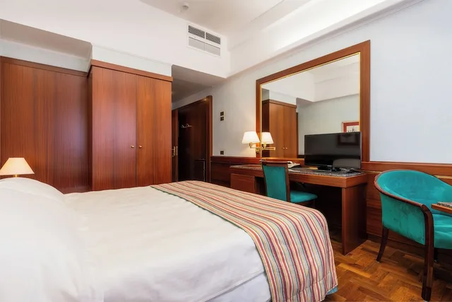 غرفة كلاسيكية بسرير مزدوج، Hotel Crivis 1/5
