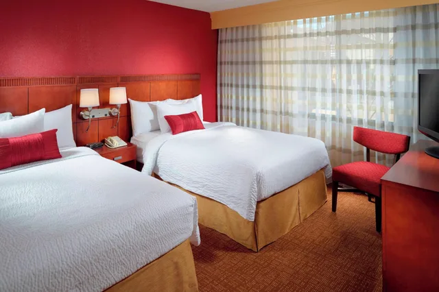 غرفة رباعية لذوي الإعاقة، Courtyard By Marriott Columbus 1/2