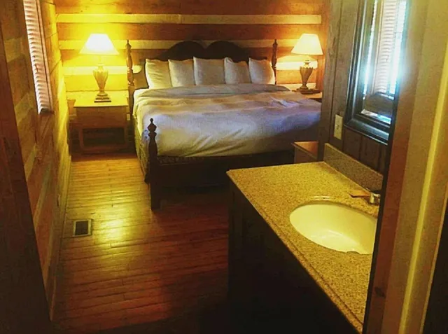 فيلا، The Smokehouse Lodge and Cabins 2/3