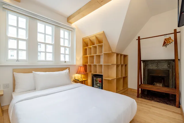 غرفة ديلوكس بسريرين منفصلين، Limehouse Library Hotel 2/5