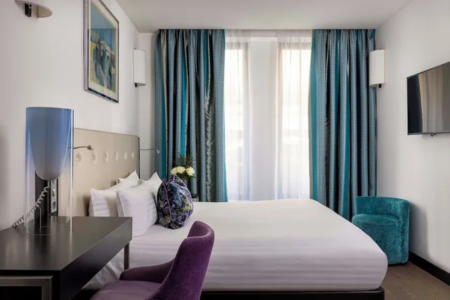 غرفة قياسية بسرير كوين لذوي الإعاقة، Hotel Gustave 1/5