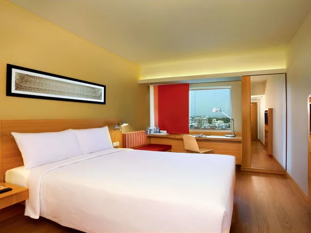 غرفة سوبيريور بسرير كوين في طابق مرتفع، Ibis Bangalore City Center 1/4
