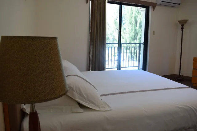 غرفة ديلوكس بسرير كينج بإطلالة على البحر، Saipan Beach Hotel 3/4