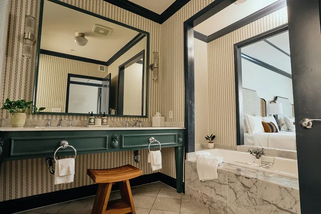 Premier, 2 Queen Beds, The Oliver Hotel of Oxford 5/5