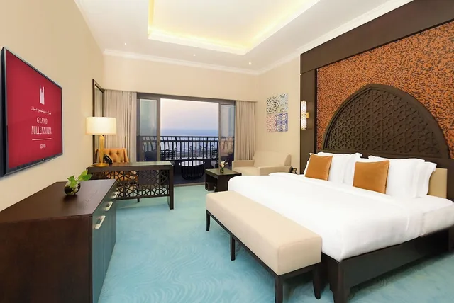 Premier Room With One King Bed (Non Sea View)، جراند ميلينيوم جيزان(Grand Millennium Gizan) 1/8