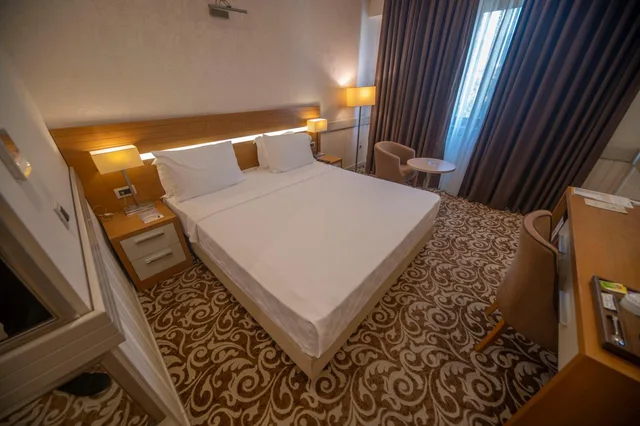 Deluxe, Double Bed, Grand Itimat Hotel 1/10