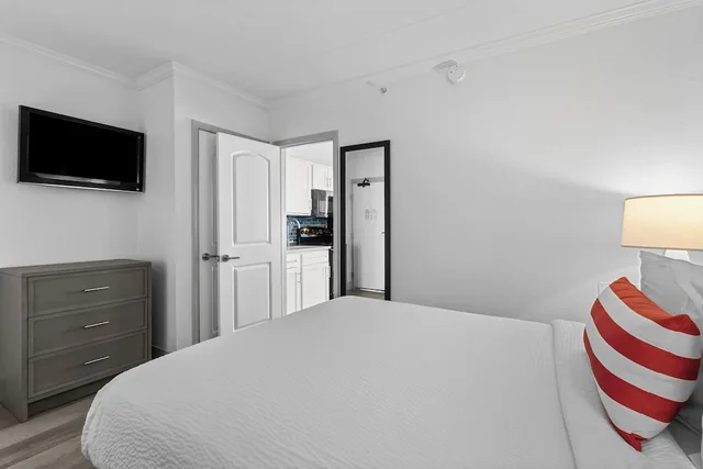 Schooner, Junior Suite, Deluxe, 2 Queen Beds, Ocean Front، Compass Cove Resort 9/10