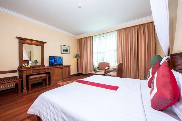 غرفة سوبيريور بسرير كينج، Pacific Hotel and Spa Siem Reap 2/5