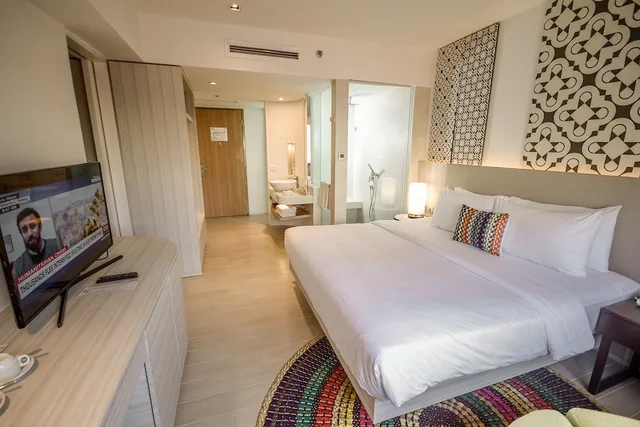 غرفة ديلوكس بسرير كينج، Hue Hotels and Resorts Puerto Princesa Managed by HII 1/8
