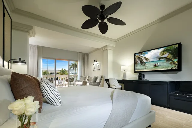 Junior Suite, Single, King Bed, Pool Side, Sofa، Grand Palladium Jamaica Resort & Spa-All Inclusive 2/3