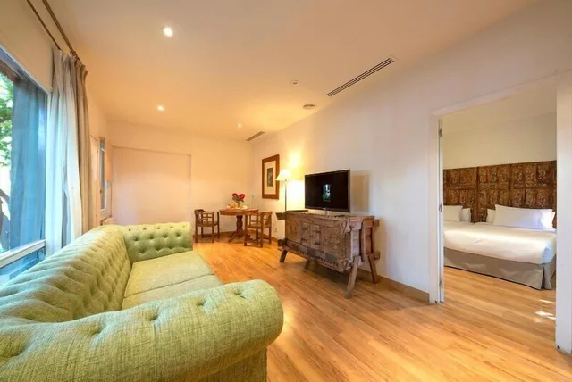 Garden, Family, Queen and Twin Beds، Port Huerto del Cura 3/5