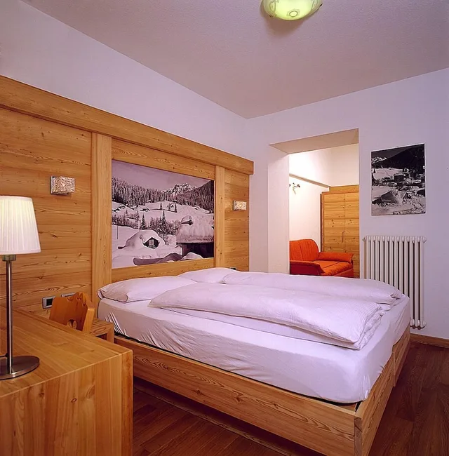 غرفة كومفورت ثلاثية بسرير مزدوج وسرير فردي، Hotel Ariston 3/10