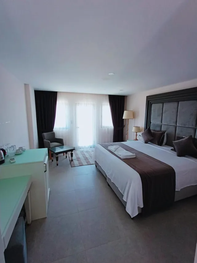 Room, King Bed, Sea View, Mediteran Hotel 5/10