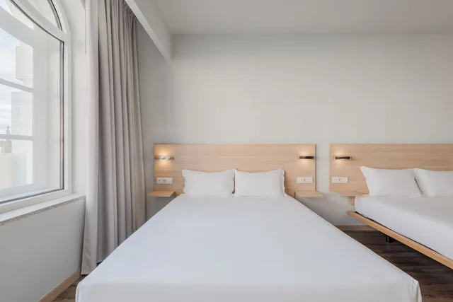 غرفة سوبيريور بسريرين مزدوجين، Moov Hotel Porto Centro 2/7