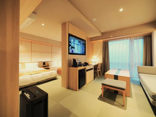 جناح بسريرين مزدوجين مع أريكة، Henn na Hotel Premier Kyoto Gojo Karasuma 5/9