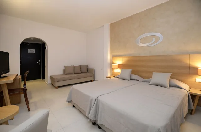 غرفة بسريرين منفصلين، Golden Beach Hotel 10/10