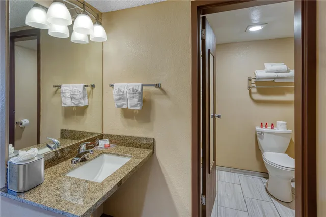 غرفة بسريرين كوين يُسمح فيها بالحيوانات الأليفة، SureStay Plus Hotel by Best Western Reno Airport 6/6