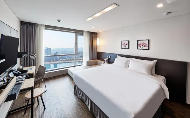 Upgrade, Business, Deluxe، Hotel Riverside 1/1