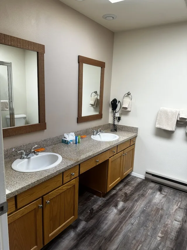 شقة سكنية بسرير كينج مع أريكة، Meadow Lake Resort 3/3