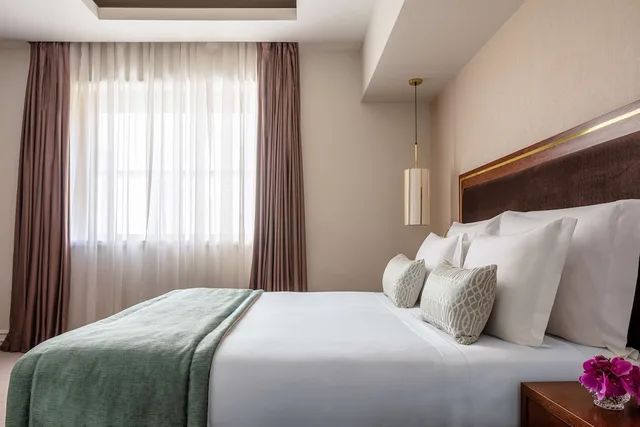 غرفة ديلوكس بإطلالة على المدينة مع سرير إضافي، Tivoli Avenida Liberdade the Leading Hotels of the World 6/8