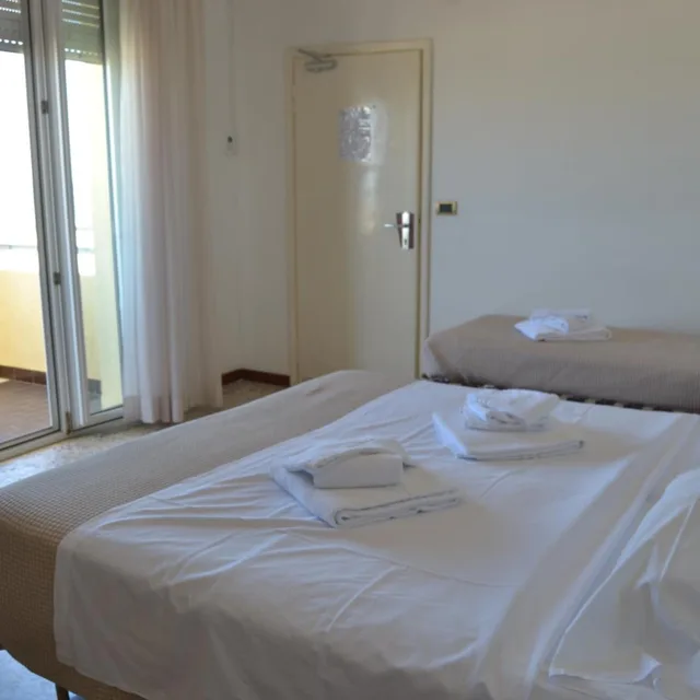 Room, Triple, Side Sea View، Artide 2/10