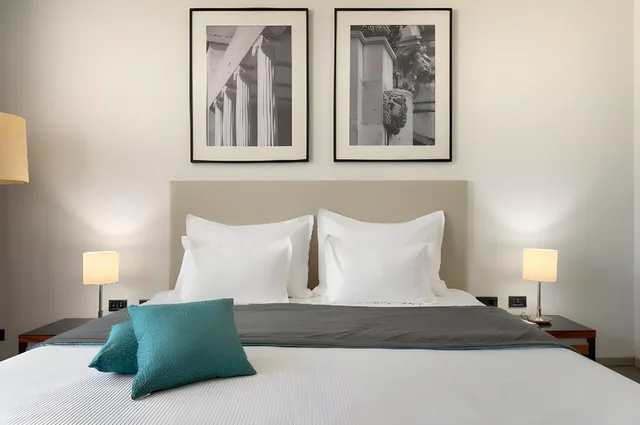 غرفة بسريرين مزدوجين، Atrium Hotel 1/1