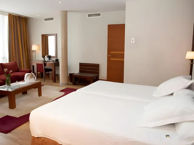 غرفة سوبيريور بسرير مزدوج وسريرين منفصلين، Parador De Soria 1/1