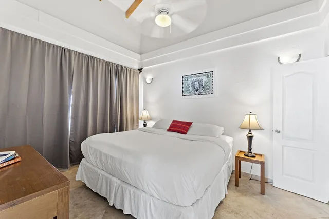 2 Bedrooms, Lagoon, Premier, 1 King and 2 Queen Beds, Bay View، Umaya Resort Adventures 3/8