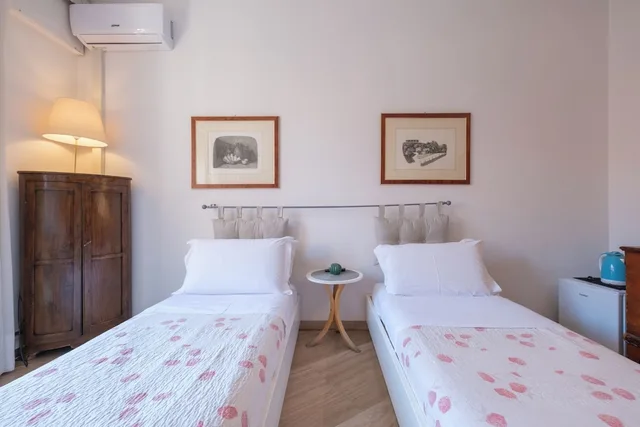 Room, Twin Beds, External Bathroom، Cristina Rossi Bed and Breakfast 9/10